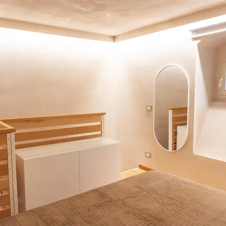 Casa Favi Civico 16 Шикли